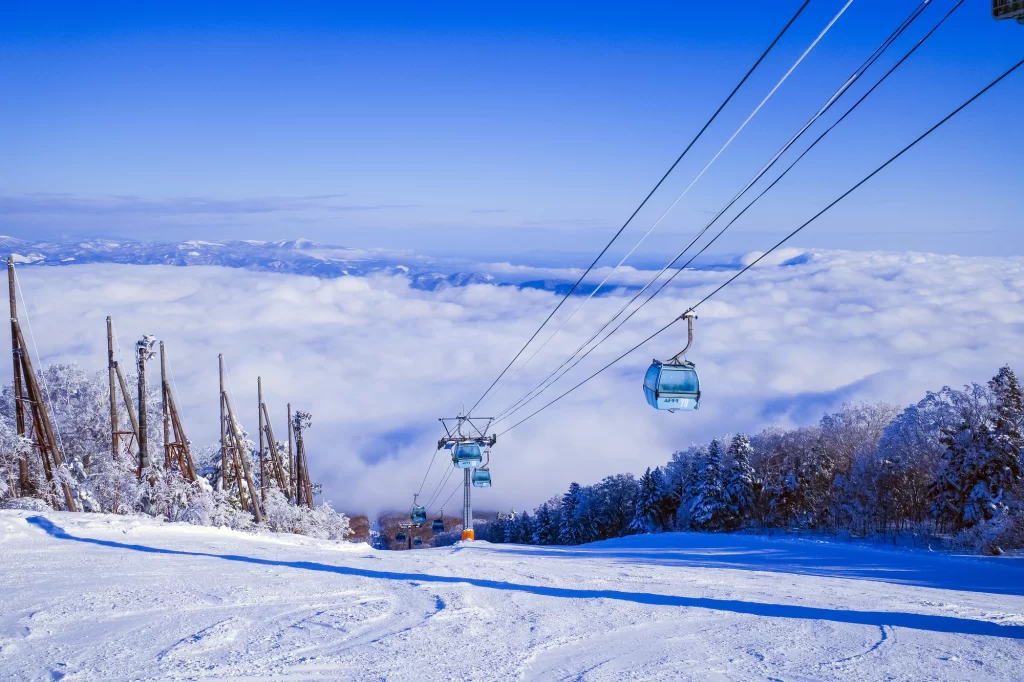 Iwate - Appi Ski Resort - Sea Of Clouds