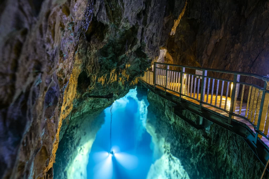 Iwate - Ryusendo Cave