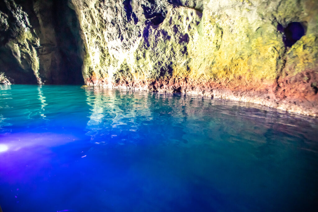 Hokkaido Otaru - Blue Cave